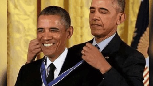 Obama placing a medal on another Obama in a self-congratulation meme